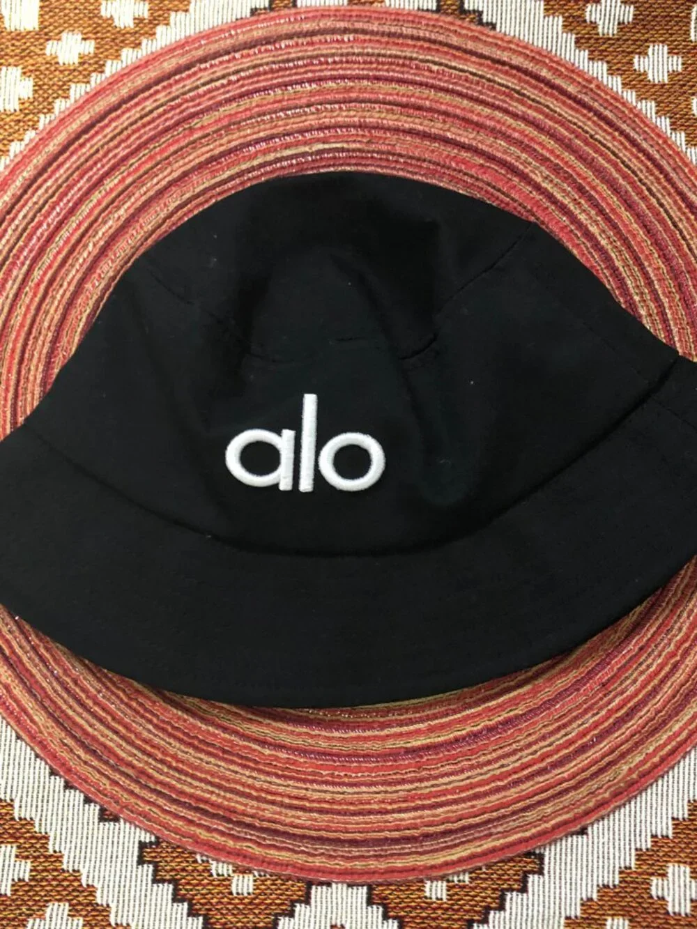 ALO Yoga Weekender Bucket Hat